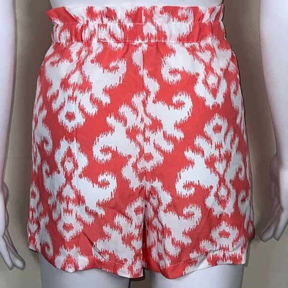 Mud Pie Silky Shorts in Peach / White - Picture 5 of 10